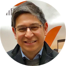 Christian Olivares, PT