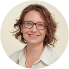 Dr. Julia Hermos