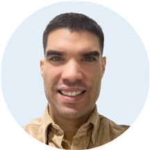 Manuel Peralta, LMHC