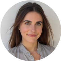 Alexandra Holdom, AMFT