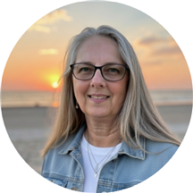 Avril Dennis, LCSW