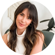 Clara Mackinlay, AMFT