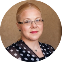 Dr. Adriana Settenhofer, DDS