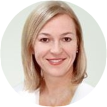 Dr. Alicja Larue, DC