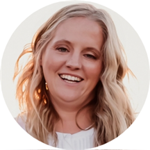 Dr. Amelia Davis, MD