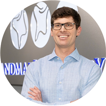 Dr. Christopher Archer, DMD