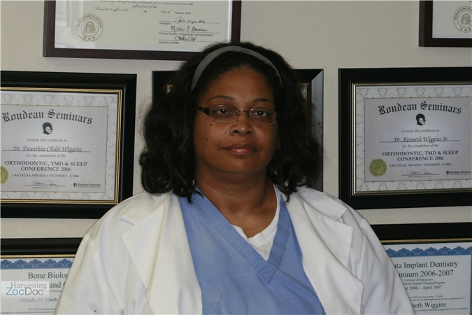 Dr. Deanthia Childs-Wiggins, DDS