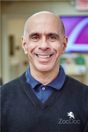 Dr. Fabio Mehrgut, MD