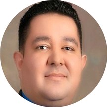 Dr. Farzin Farahmandnia, DDS