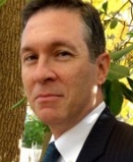 Dr. Moshe Fuksbrumer, MD