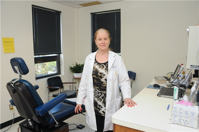 Dr. Pamela Hoffman, DPM