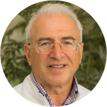 Dr. Pavel Niderman, DDS