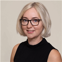 Dr. Petra Kelsey, MD