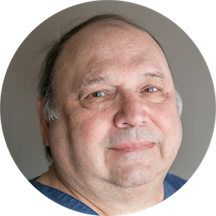 Dr. Robert Daszkiewicz, DDS