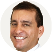 Dr. Roberto Aliaga, DC