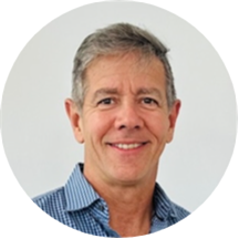 Dr. Roberto Fernandez, DC