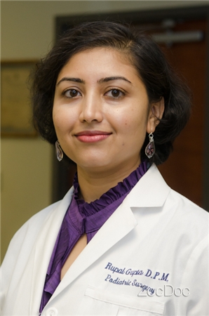 Dr. Rupal Gupta, DPM