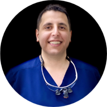 Dr. Siavash Kiumehr, DDS