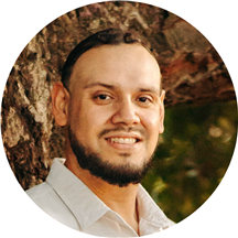 Israel Valdez-Hernandez, LCSW