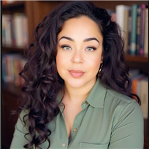 Ivelisse Correa, LMHC