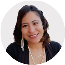 Linda Munoz Alvarado, LCSW