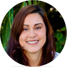 Lizzete Banuelos, LMFT