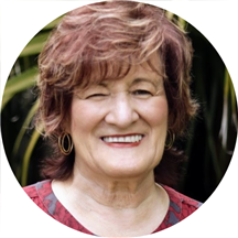 Marlene Kastrinos, LCSW