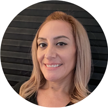 Naomi De La Mora, LCSW