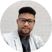 Osvaldo Vazquez Bueno, APRN, RN, NP